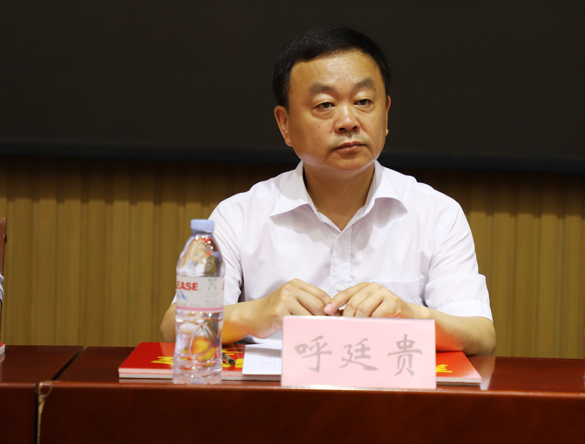 長田實(shí)業(yè)傾情捐資 助力學(xué)子圓夢 愛暖金秋