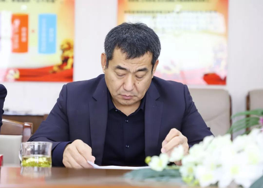 注入新鮮血液 筑牢戰(zhàn)斗堡壘 —長田實業(yè)黨支部召開納新大會 接收3名預備黨員