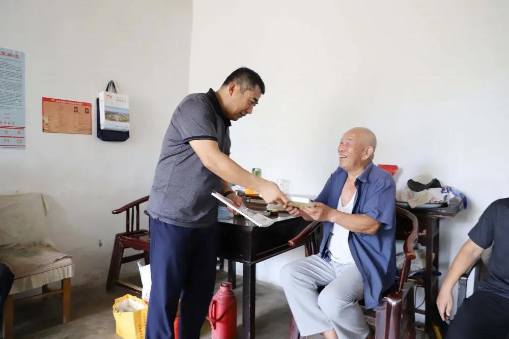 錘煉黨性踐初心 獻禮建黨99周年 —長田實業(yè)黨支部開展系列慶?；顒?/></p><p style=