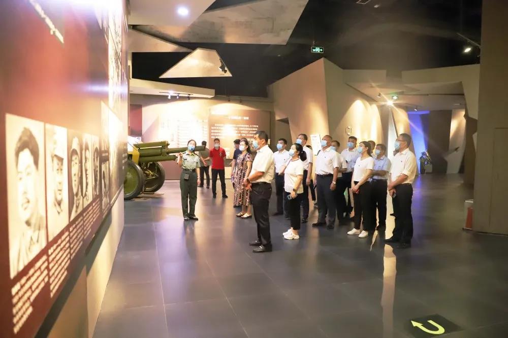 錘煉黨性踐初心 獻禮建黨99周年 —長田實業(yè)黨支部開展系列慶?；顒?/></p><p style=