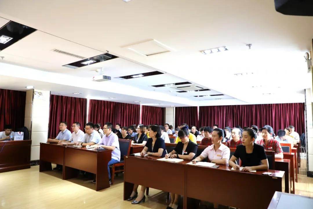 【長(zhǎng)田動(dòng)態(tài)】濟(jì)南市總工會(huì)、濟(jì)陽(yáng)區(qū)總工會(huì)助力長(zhǎng)田員工學(xué)歷素養(yǎng)再提升